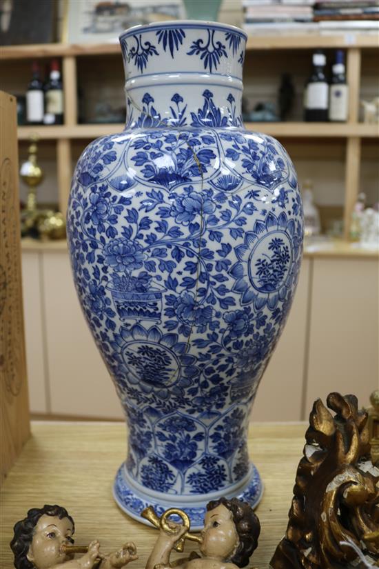 A large Chinese blue and white vase, Kangxi period Height 42cm